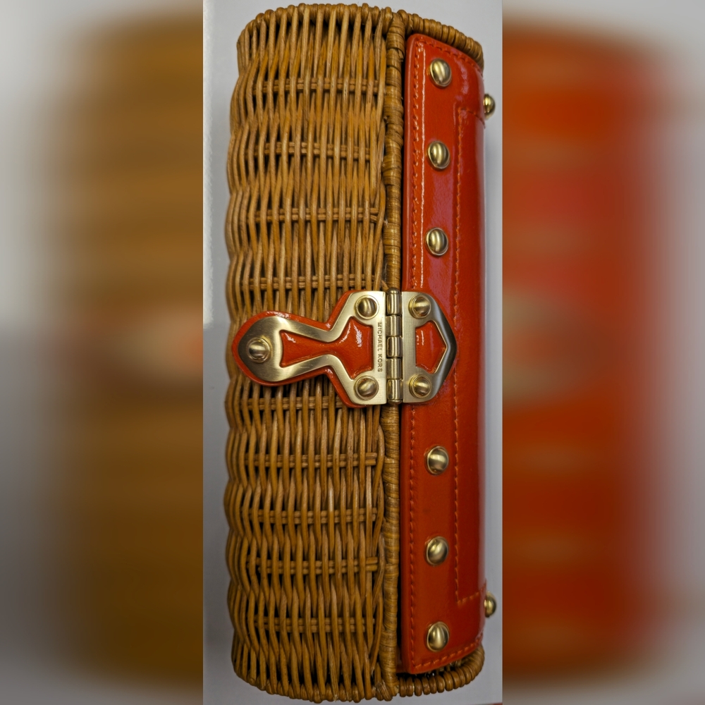 BEAUTIFUL VINTAGE MICHAEL KORS NWOT Orange and Tan Wicker Handbag